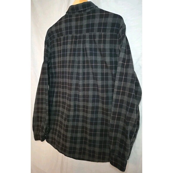 Northcrest Outdoor Flannel Long-Sleeve Button Shirt, Sz XLT, Plaid Black/Gray - Picture 6 of 8
